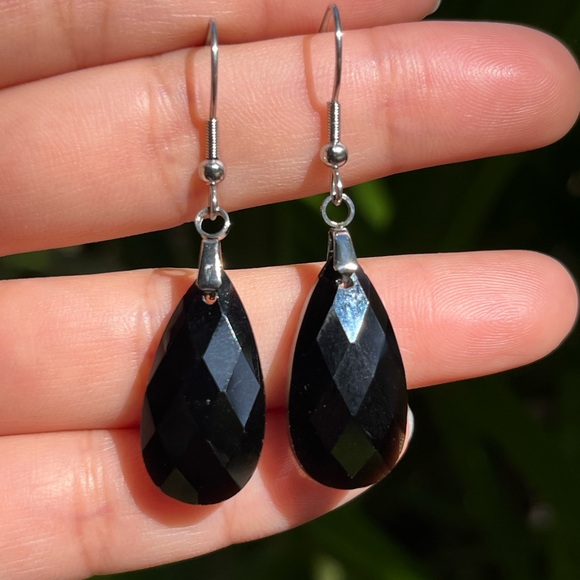 Stainless steel facated‎ black obsidian earrings - Picture 8 of 8